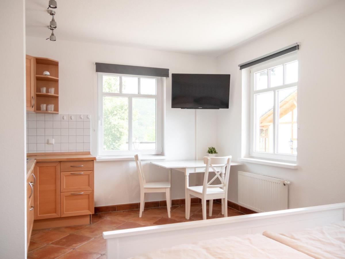 Reiterhof Und Pension Eichenhof Haiger ภายนอก รูปภาพ