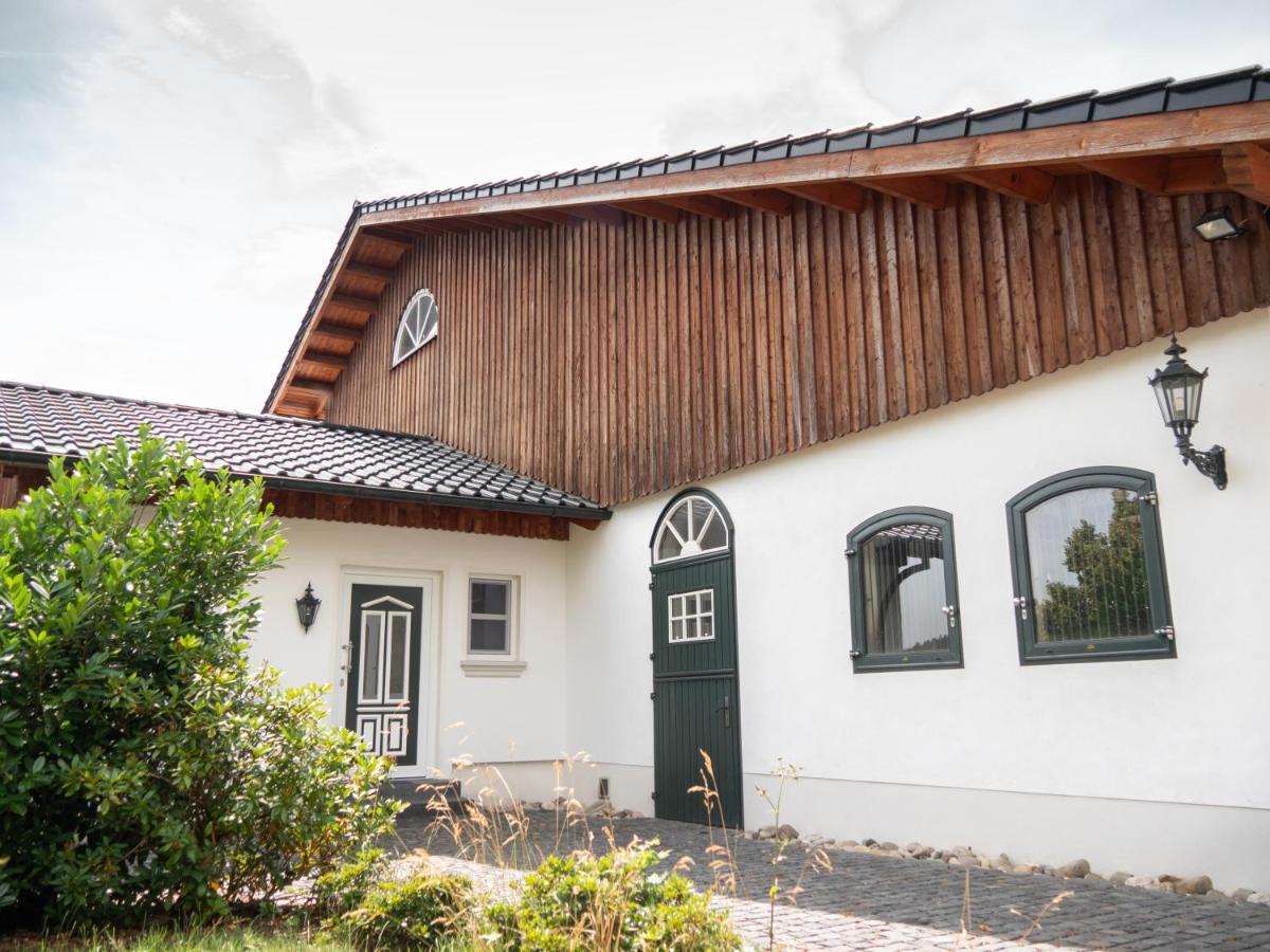 Reiterhof Und Pension Eichenhof Haiger ภายนอก รูปภาพ